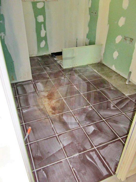 Ремонт ванной комнаты цены на монтаж кафеля 700 рублей
